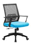 sillon-de-oficina-risley-negro-malla-negra-tejido-azul-claro